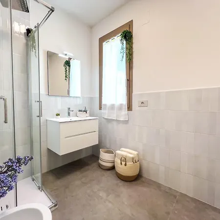 Apartment Panda Piano Terra In Pieno Centro A800 San Benedetto del Tronto