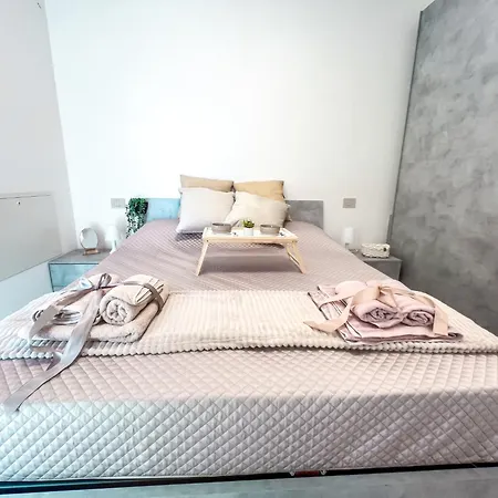 Apartment Panda Piano Terra In Pieno Centro A800